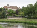 Plaimpied.Abbaye St Martin vue du canal de Berry.