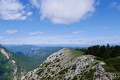 À-pics et forêt depuis le Pech dels Escabatets