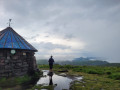 Abri de la Haute Loge apres la pluie