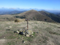 Les sommets Antsestegiko, Antsestegi et le village Aritzakun