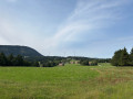 Au loin les éoliennes
