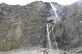Au pied de la grande cascade Au pied de la grande cascade