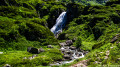 Au pied (ou presque) de la cascade
