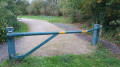 Barrière métallique verte