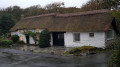 Beautiful thatched house in Coombe village