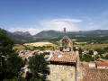 La Vialle et les ruines du château de Bourdeaux