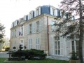 Bièvres. La mairie