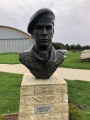 Buste du lieutenant-colonel Terence OTWAY