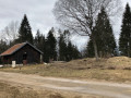 Cabane sur le chemin