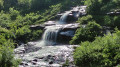 Cascade à côté du lac Majingsee