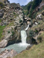 Cascade derrière l'auberge