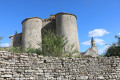Château d'Exoudun et église Saint edouard Château d'Exoudun et église Saint edouard