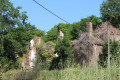 chateau en ruine de Lortholary