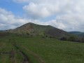 Chemin entre le Puy de Pariou et le Puy de Dôme -> direction Puy de Pariou