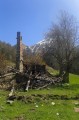 Cheminée en ruine