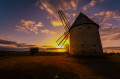 Coucher de soleil au moulin