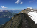 Crête entre le Klingenstock et le Fronalpstock