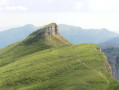Le Reculet et crêtes des Monts Jura à partir de Saint-Jean-de-Gonville