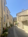 Deux villages provençaux, Vaugines et Cucuron