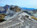Descente du Taillon - Vue sur le Doigt de la Fausse Br&egrave;che, le "paquebot" du Pic Bazillac