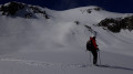 Descente par la combe sommitale