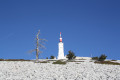 Désert du pierrier sous l'œil de l'antenne.