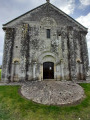 Devant l'eglise