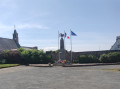 Eglise et monument aux morts de Lanmodez