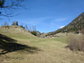 En vue du village, après la montée