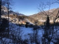 Entrepierre dans son écrin de neige