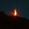 Une boucle au pied du Stromboli Une boucle au pied du Stromboli