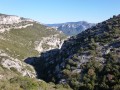 A loop via the Auberge de Pichauris, the Puits de l'Aroumi