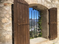 Fen&ecirc;tre sur le Var