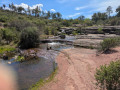 Gué de l'eau issue du lac Escarcets