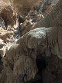 Intérieur de la grotte-chapelle