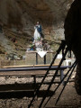 Intérieur de la grotte-chapelle