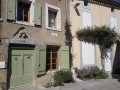 Jolies maisons anciennes dans la circulade