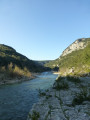 Juste derrière le dolmen et trouve un magnifique point de vue sur les Gorges Juste derrière le dolmen et trouve un magnifique point de vue sur les Gorges