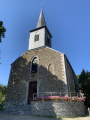 L'église au centre du villade de Nafraiture