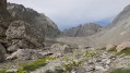 L'entrée du Vallon des Sagnes Froides avec les Rochers de la Moulinière au fond