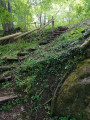 L'escalier conduisant aux falaises