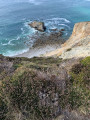 La grève au bas de la falaise