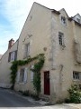 La "maison de l'evêque" en face de l'église de St Dyé