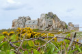 La maison entre les rochers