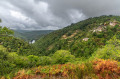 La vallée du Lot et Vinzelle vues depuis le chemin.