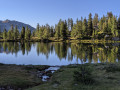 Lac de la Graveirette au petit matin moi d'aout