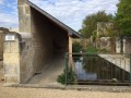 Lavoir à l'entrée du village Lavoir à l'entrée du village
