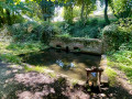 Lavoir de Lillebec datant probablement du 19i&egrave;me si&egrave;cle