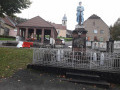 Lavoir Eglise et monument à Brevilliers