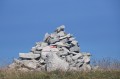 Le Cairn prend ses peintures de guerre Hugh! Le Cairn prend ses peintures de guerre Hugh!